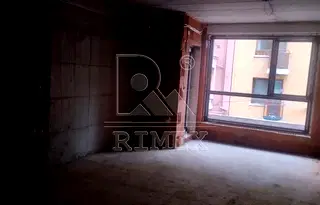 Тристаен апартамент с френски прозорци в Кършияка, Пловдив