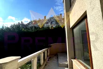 Тристаен апартамент с панорамна тераса в м-т Ален мак, Варна