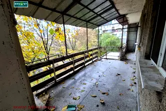 Тристаен апартамент с южно изложение в Младост 2, Варна