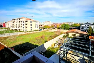 Тристаен апартамент с модерна архитектура в Остромила, Пловдив