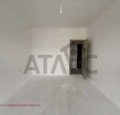 Снимка 5 — Тристаен апартамент в Пловдив, Остромила