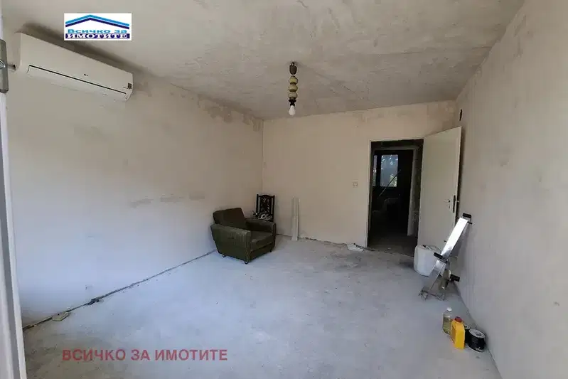 Тристаен апартамент в Русе, Родина 2
