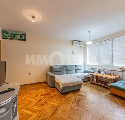 Photo 3 — 3-bedroom apartment in Varna, Sportna Zala