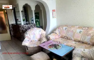 Тристаен апартамент в Перник, Тева