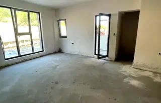 Тристаен апартамент в Шумен, Тракия