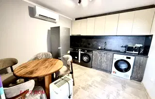 Тристаен апартамент във Варна, Виница
