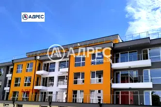 Тристаен апартамент във Варна, Виница