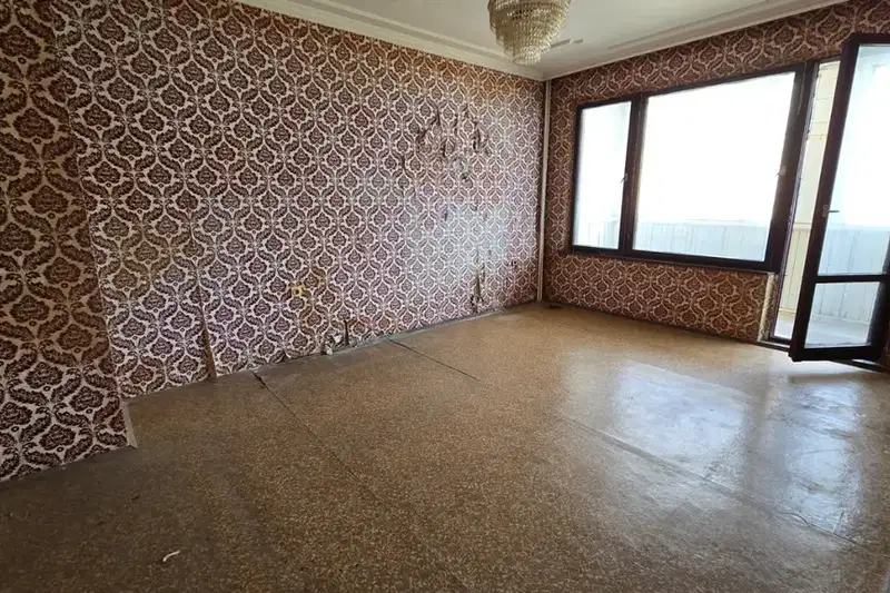Тристаен апартамент с тераса във Владислав Варненчик, Варна