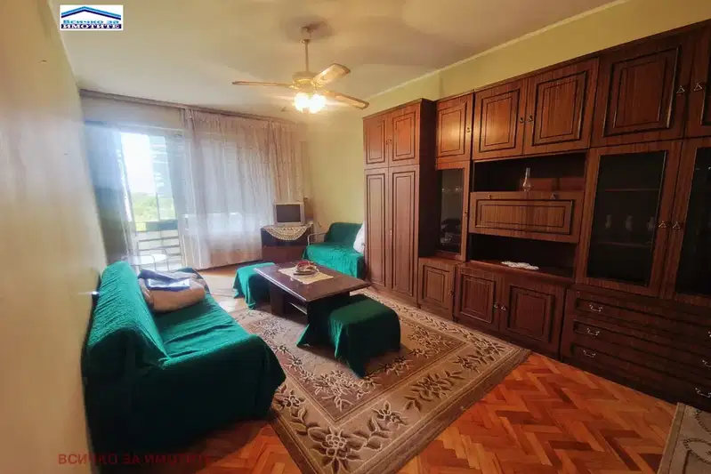 Тристаен апартамент в Русе, Здравец