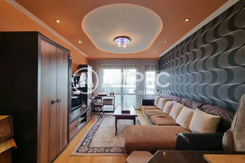 3-bedroom apartment in Sofiya, Zona B-19