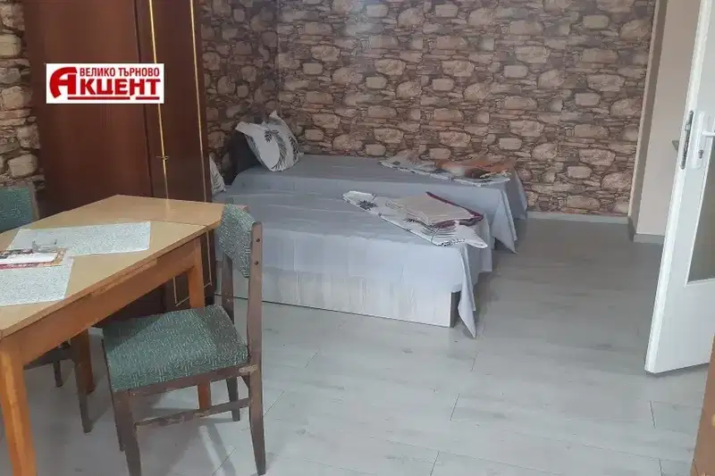 Тристаен апартамент във Велико Търново, Зона Б