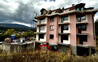 Тристаен апартамент в Благоевград, с. Добърско