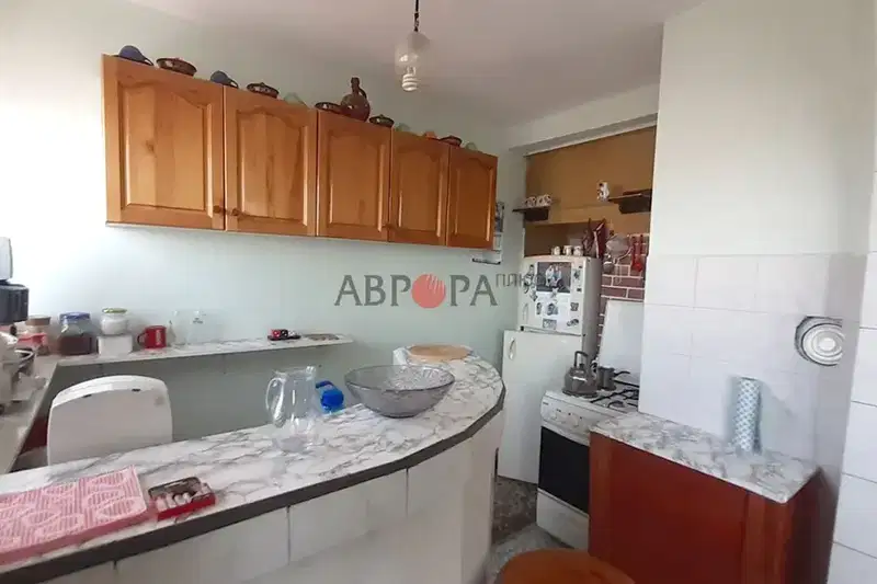 3-bedroom apartment in Oblast Burgas, Karnobat