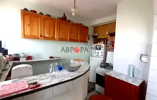 Тристаен апартамент в Бургас, Карнобат