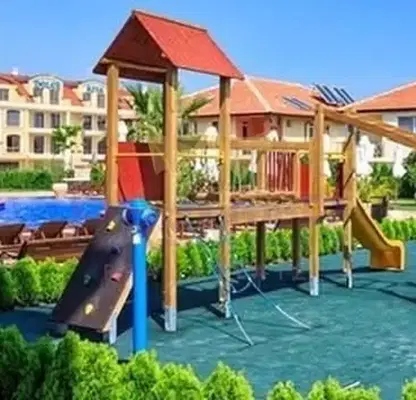 Снимка 3 — Тристаен апартамент в Бургас, Несебър