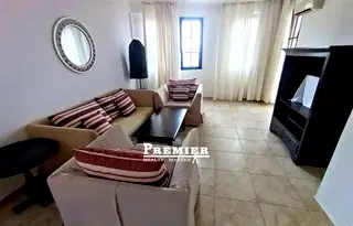 Тристаен апартамент в Бургас, Обзор