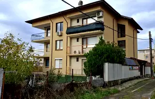 Тристаен апартамент в Бургас, Свети Влас
