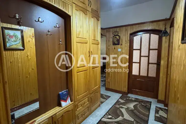 Тристаен апартамент в Пловдив, Сопот