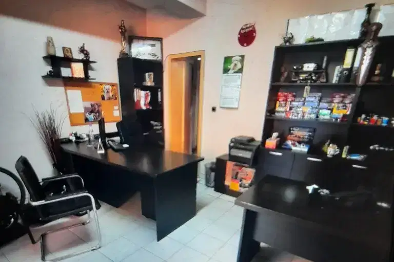 Venue in Pernik, Centyr