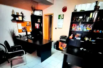 Заведение в Перник, Център