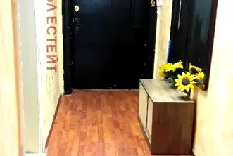Тристаен апартамент с две спални в Център, бул. Ал. Стамболийски
