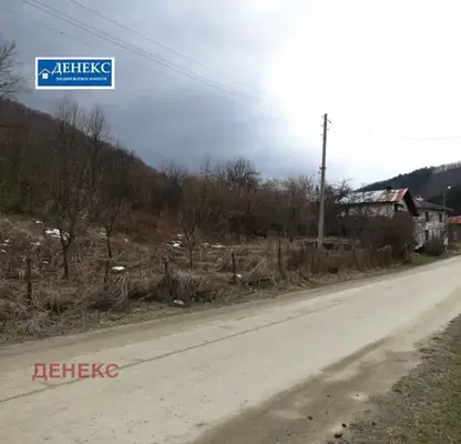 Photo 2 — Plot in Oblast Lovech, Chiflik