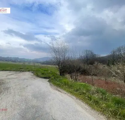 Photo 2 — Plot in Oblast Gabrovo, Donino