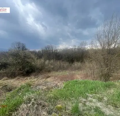 Photo 4 — Plot in Oblast Gabrovo, Donino