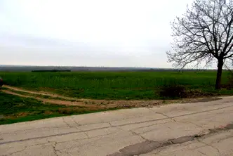 Парцел в с. Каменар