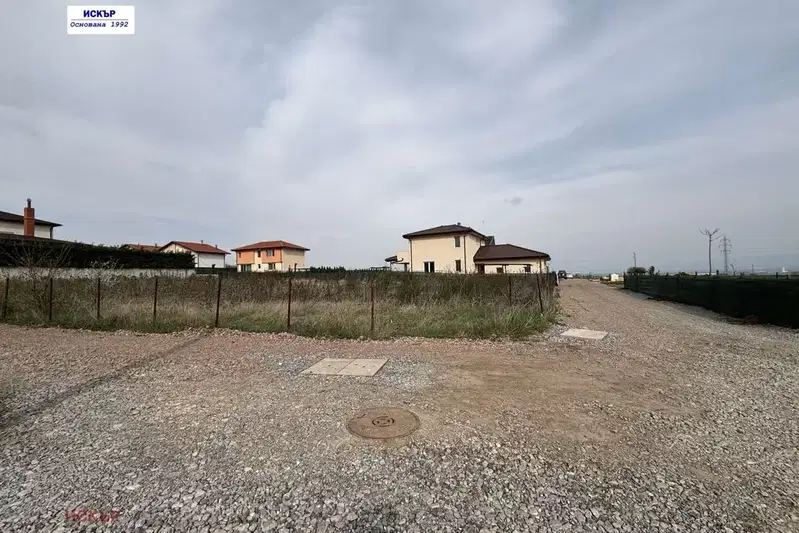 Plot in област София, Novi Han