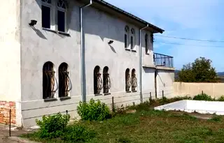 Къща в Кърджали, Резбарци