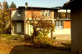 Къща в София, с. Хераково