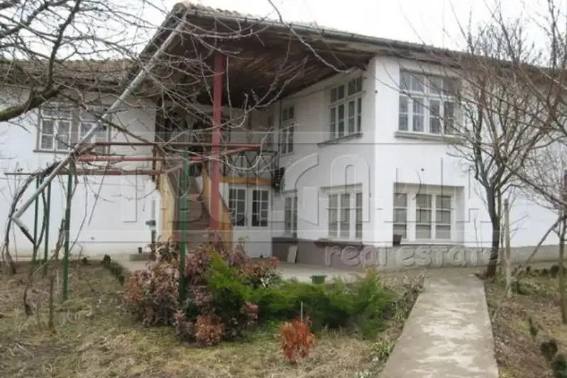 House in Oblast Veliko Tyrnovo, Paisii