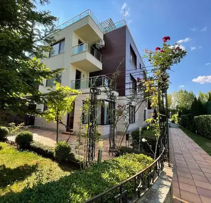 Снимка 3 — Многостаен апартамент в София, Бояна