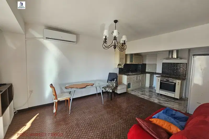 4-bedroom apartment in Varna, Centyr