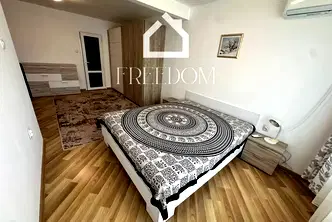 Четиристаен апартамент с три спални в Колхозен пазар, Варна