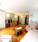 Многостаен апартамент в София, Медицинска академия