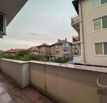 Снимка 5 — Многостаен апартамент в Бургас, Сарафово