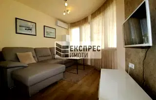Двустаен апартамент във Варна, Базар Левски