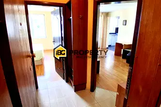 Двустаен апартамент във Варна, Бизнес хотел