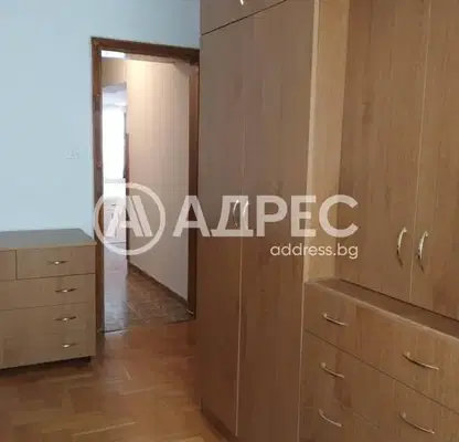 Снимка 4 — Двустаен апартамент с голяма тераса в Кършияка, Пловдив