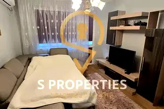 Двустаен апартамент във Варна, Лятно кино Тракия