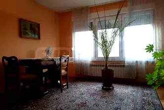 Двустаен апартамент в София, Сухата река