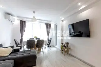 Двустаен апартамент във Варна, Виница
