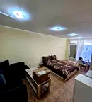 Едностаен апартамент в София, Лагера