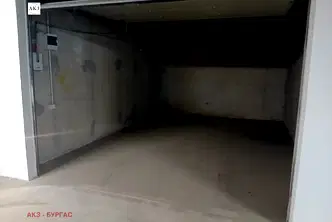 Гараж/Паркомясто в Бургас, Братя Миладинови