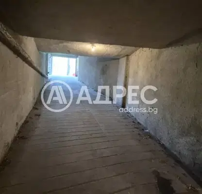 Снимка 4 — Гараж/Паркомясто в София, Център