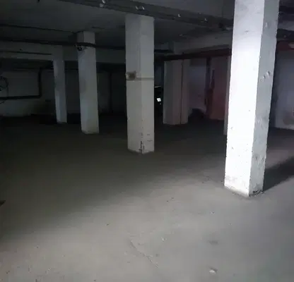 Photo 4 — Garage/Parking in Ruse, Centyr