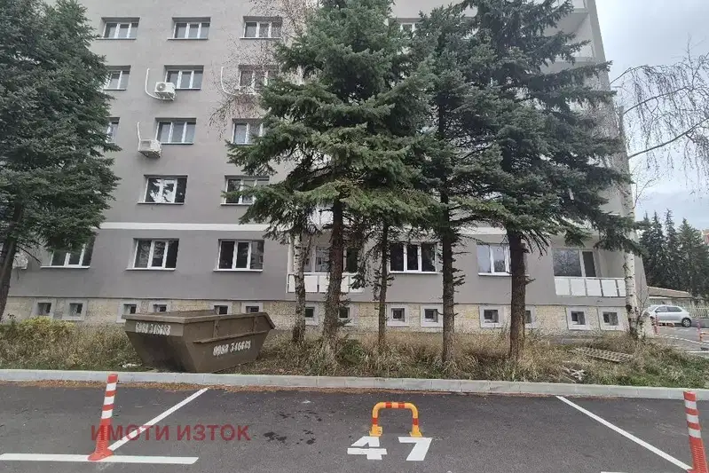 Гараж/Паркомясто в Перник, Изток