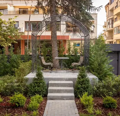 Photo 3 — House in Sofiya, Lozenec